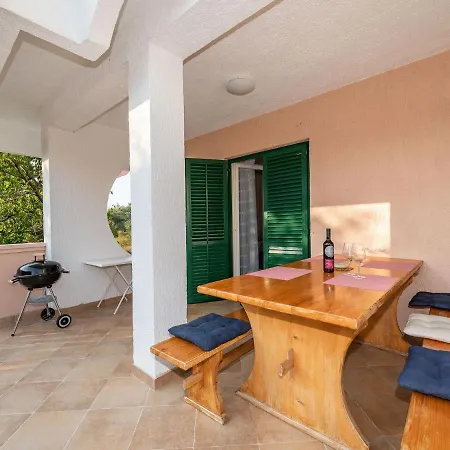 Exquisite In Kozino With Terrace Apartamento